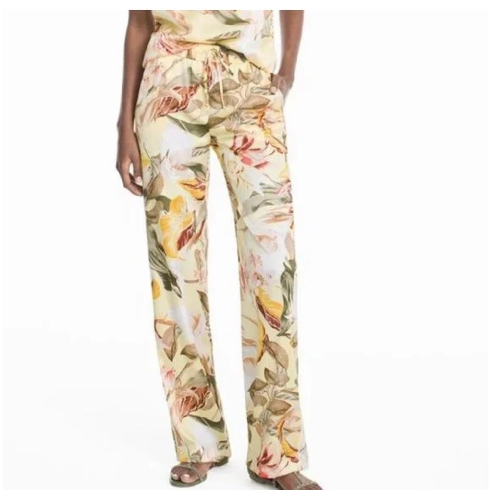 White House Black Market The‎ Wide Leg Yellow Havana Pants size medium